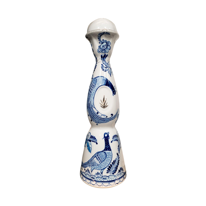 Clase Azul Master Artisans × Ángel Santos, carafe en céramique de Tonalá aux faisans et fleurs – bouteille Clase Azul