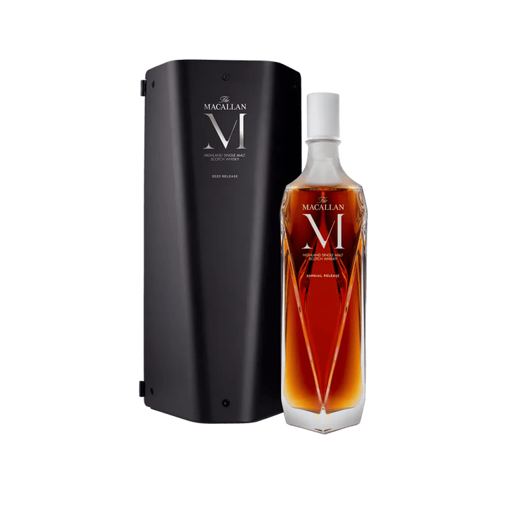 The Macallan M, carafe en cristal Lalique et coffret – bouteille The Macallan